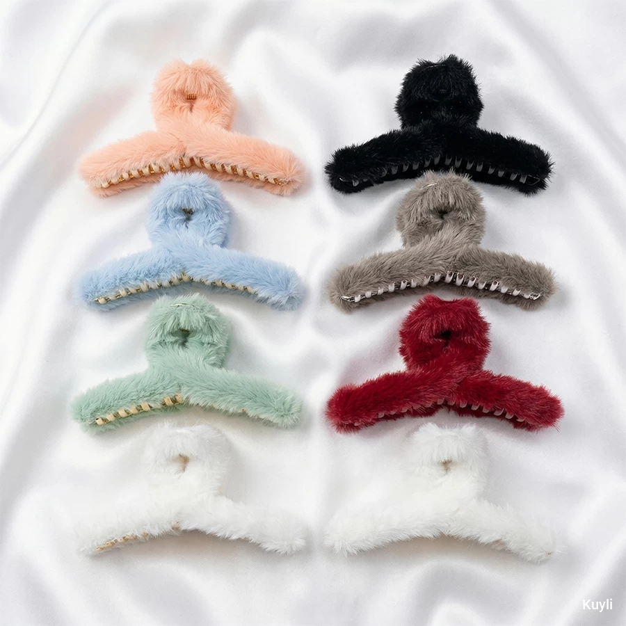 Large Fluffy Fur Hair Claw Clips – ₹79/pc [ Any 1]