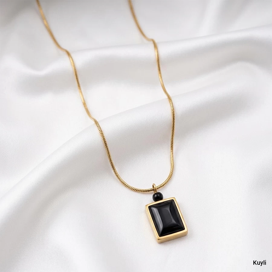 Black Rectangular Pendant
