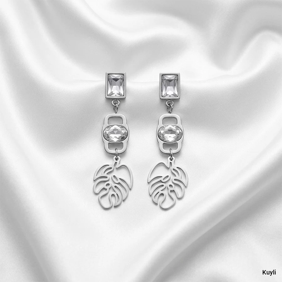 Leaf Charm Crystal Drop Earring