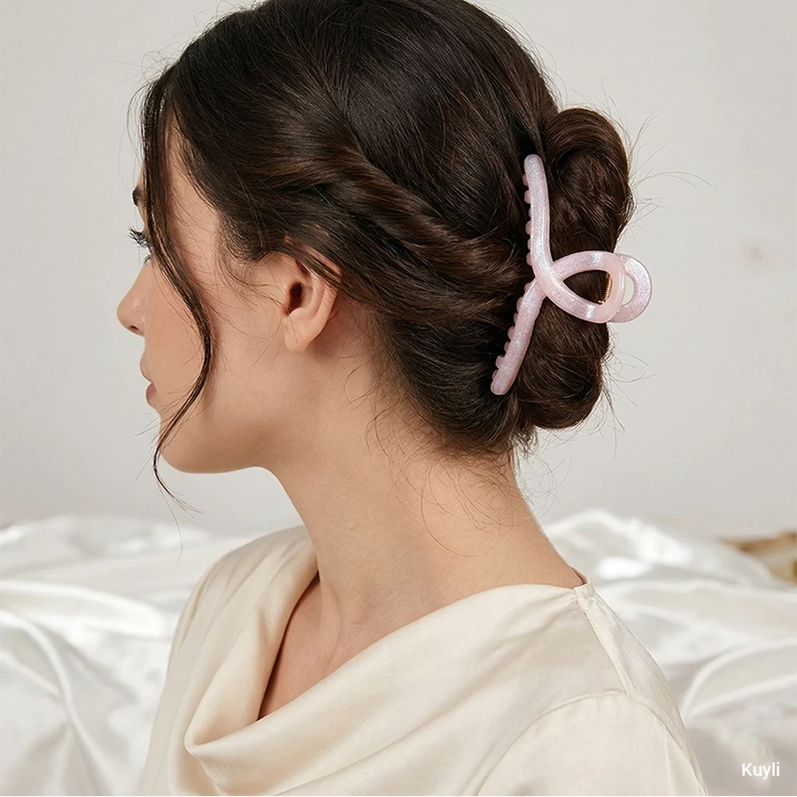Elegant Twist Hair Claw Clip – Soft Pastel Shades – ₹89/pc [ Any 1]